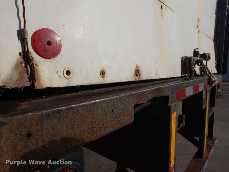 image for item DM7263 2007 International 4300  box truck