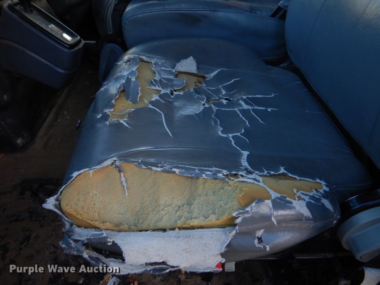 image for item DM7263 2007 International 4300  box truck