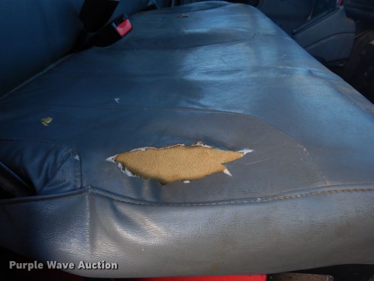 image for item DM7263 2007 International 4300  box truck