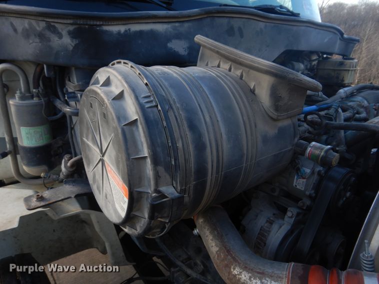 image for item DM7263 2007 International 4300  box truck