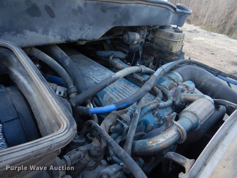 image for item DM7263 2007 International 4300  box truck