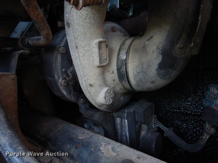 image for item DM7263 2007 International 4300  box truck