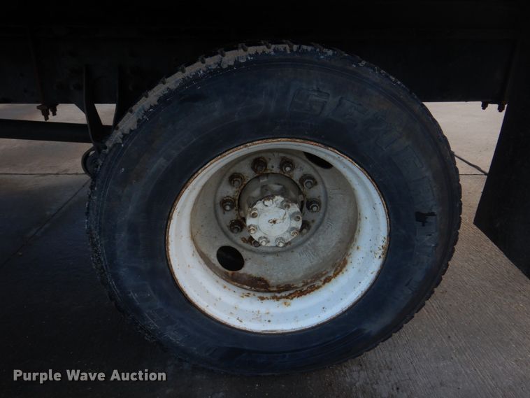 image for item DM7263 2007 International 4300  box truck