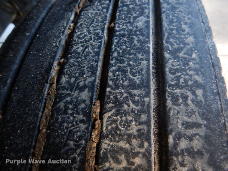 image for item DM7263 2007 International 4300  box truck