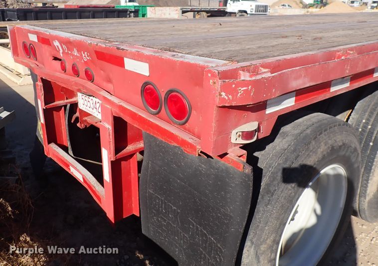 image for item DN2353 1980 Hobbs  flatbed trailer
