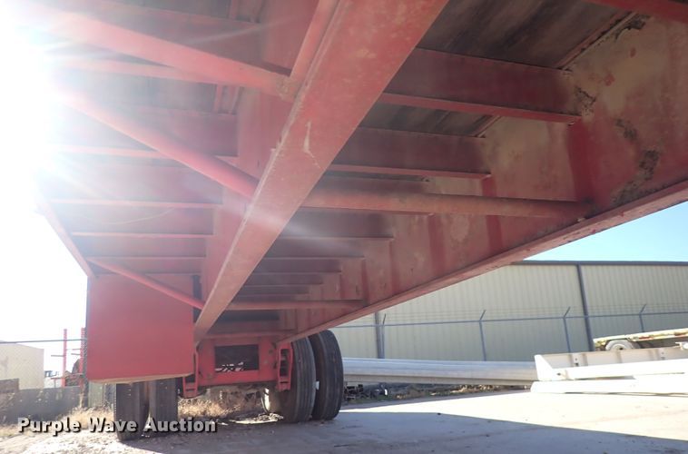 image for item DN2353 1980 Hobbs  flatbed trailer