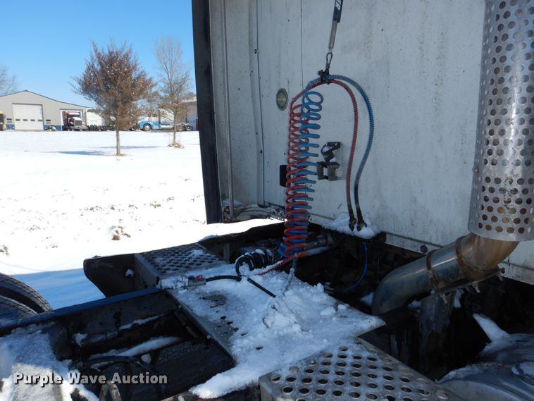 image for item DN7265 2007 Kenworth T2000  semi truck