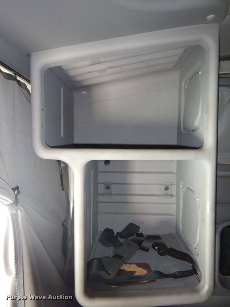 image for item DN7265 2007 Kenworth T2000  semi truck