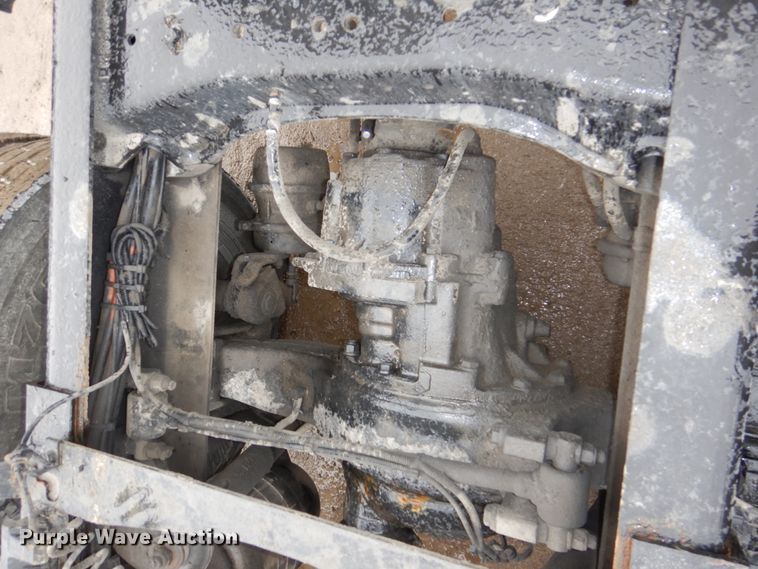 image for item DN7276 2013 Peterbilt 386  semi truck