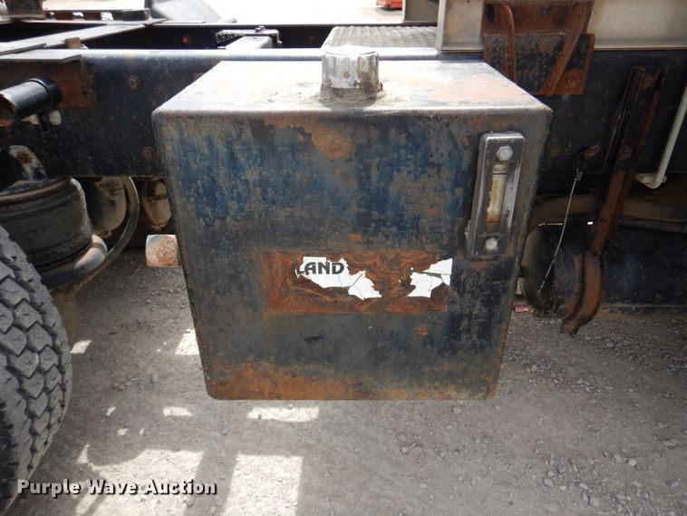 image for item DN7292 1992 Kenworth T800  semi truck