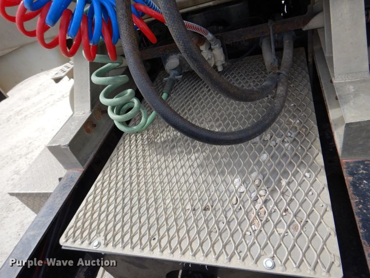 image for item DN7292 1992 Kenworth T800  semi truck