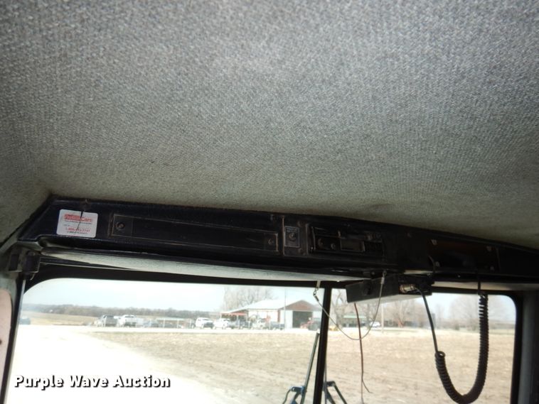 image for item DN7292 1992 Kenworth T800  semi truck