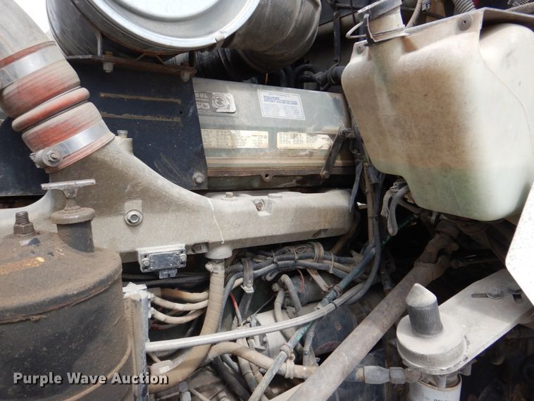 image for item DN7292 1992 Kenworth T800  semi truck