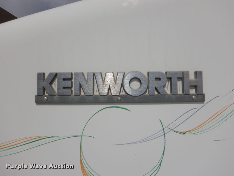 image for item DN7292 1992 Kenworth T800  semi truck