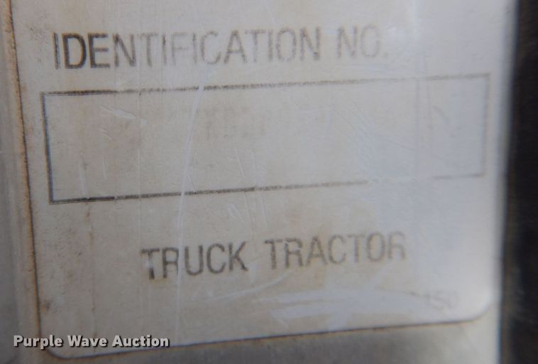 image for item DN7292 1992 Kenworth T800  semi truck