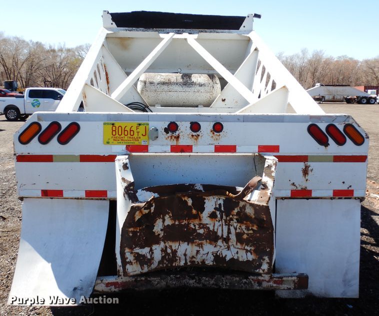 image for item DR1133 2001 Schaller  bottom dump trailer