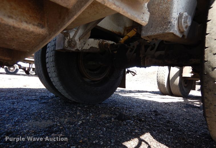 image for item DR1133 2001 Schaller  bottom dump trailer