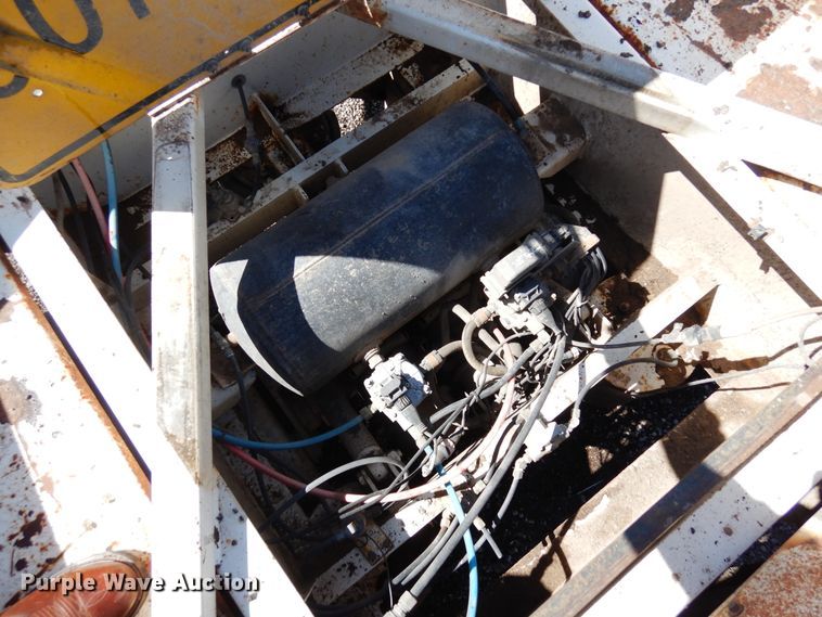 image for item DR1133 2001 Schaller  bottom dump trailer