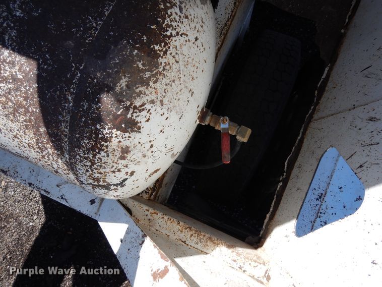 image for item DR1133 2001 Schaller  bottom dump trailer