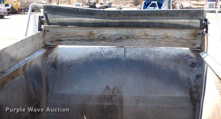 image for item DR1133 2001 Schaller  bottom dump trailer