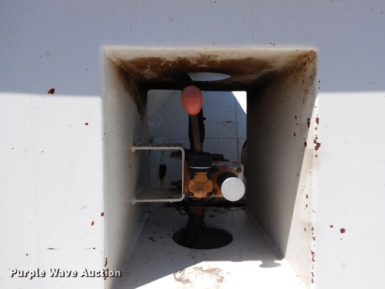 image for item DR1133 2001 Schaller  bottom dump trailer