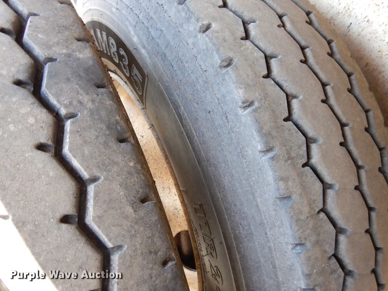 image for item DR1133 2001 Schaller  bottom dump trailer