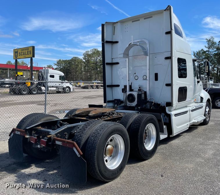 image for item FV9406 2013 International ProStar  semi truck