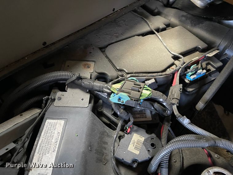 image for item FV9406 2013 International ProStar  semi truck