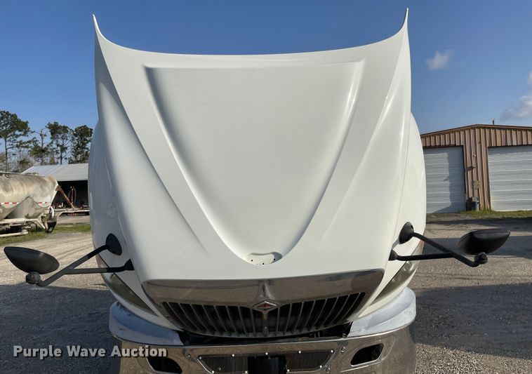 image for item FV9407 2012 International ProStar Plus 122  semi truck