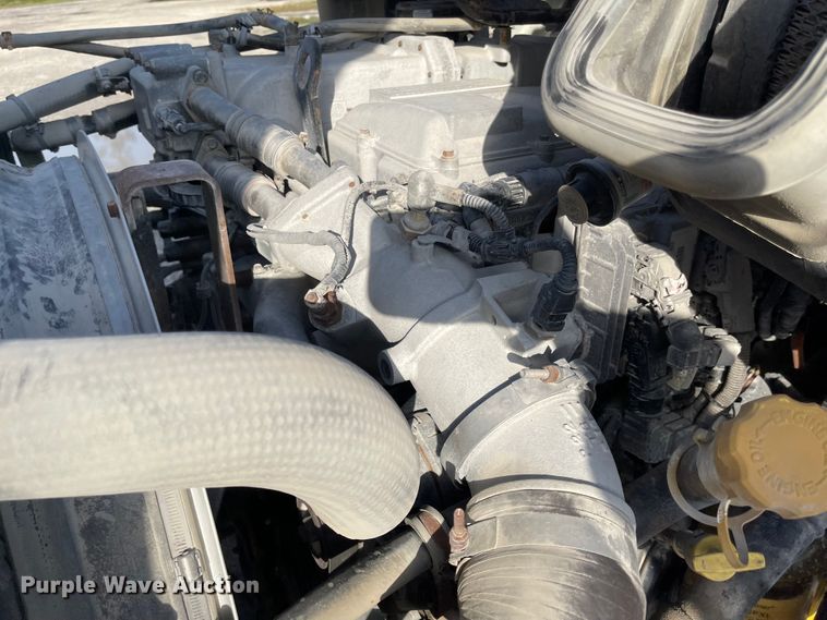 image for item FV9407 2012 International ProStar Plus 122  semi truck