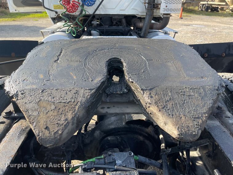 image for item FV9407 2012 International ProStar Plus 122  semi truck