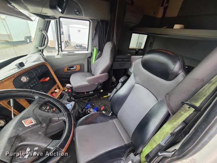 image for item IF9387 2009 International ProStar  semi truck