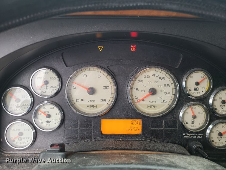 image for item IF9387 2009 International ProStar  semi truck