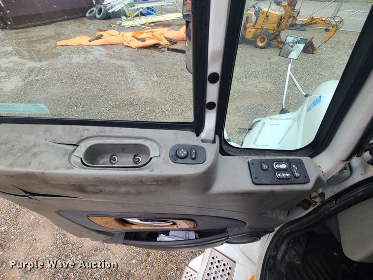 image for item IF9387 2009 International ProStar  semi truck