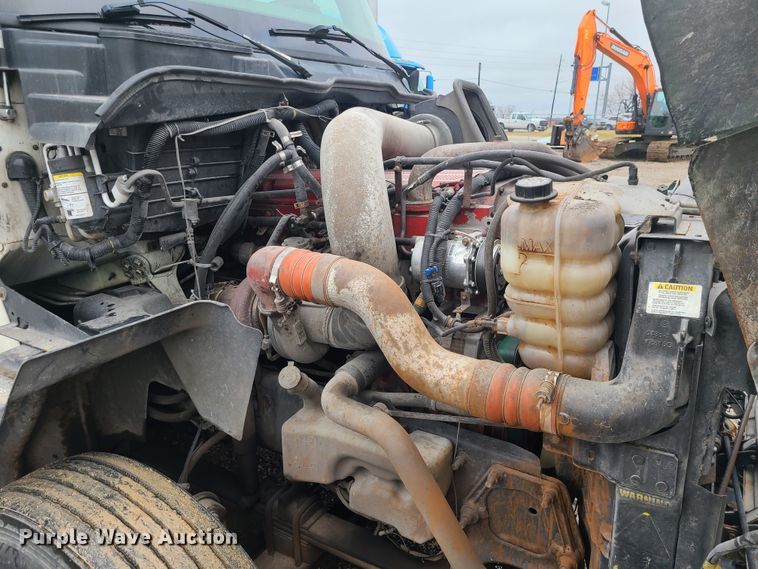 image for item IF9387 2009 International ProStar  semi truck