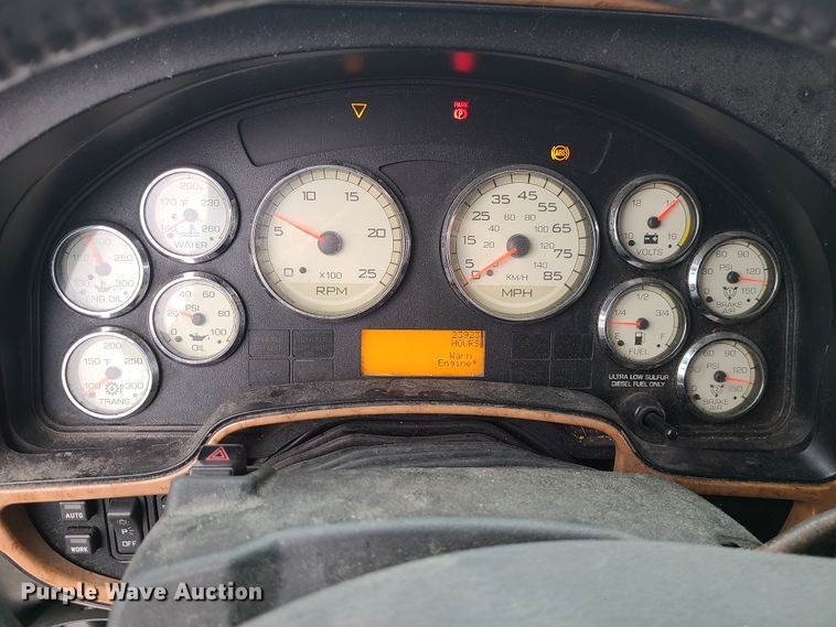 image for item IF9388 2010 International ProStar  semi truck