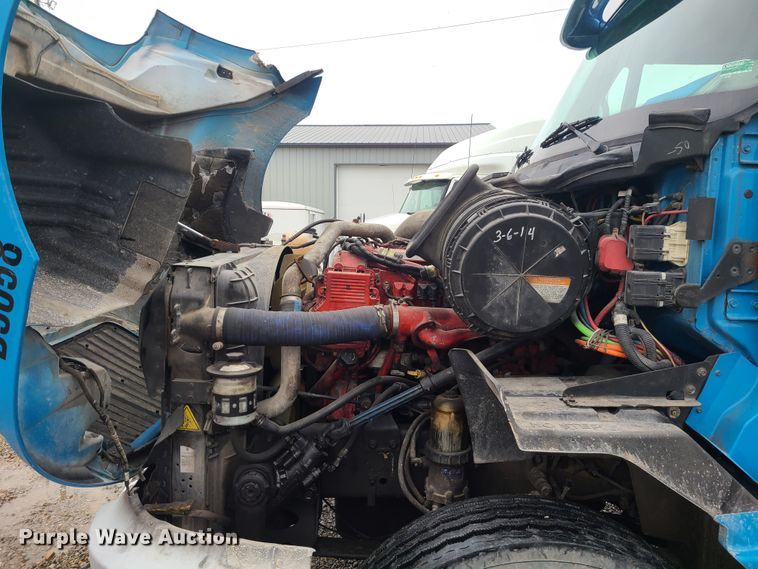 image for item IF9388 2010 International ProStar  semi truck