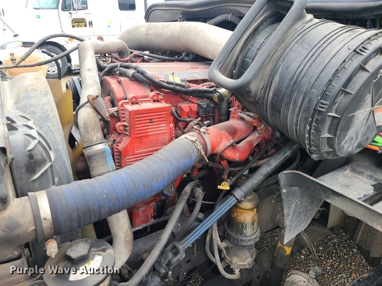 image for item IF9388 2010 International ProStar  semi truck