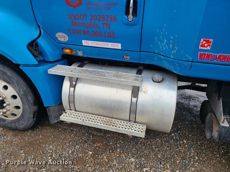 image for item IF9388 2010 International ProStar  semi truck