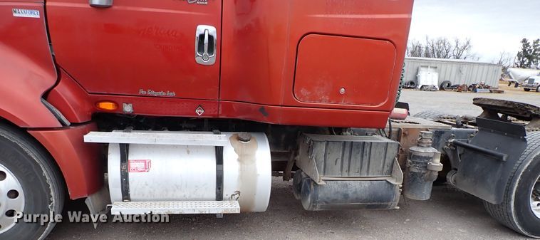 image for item IS9397 2012 International ProStar  semi truck