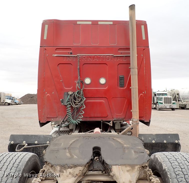 image for item IS9397 2012 International ProStar  semi truck