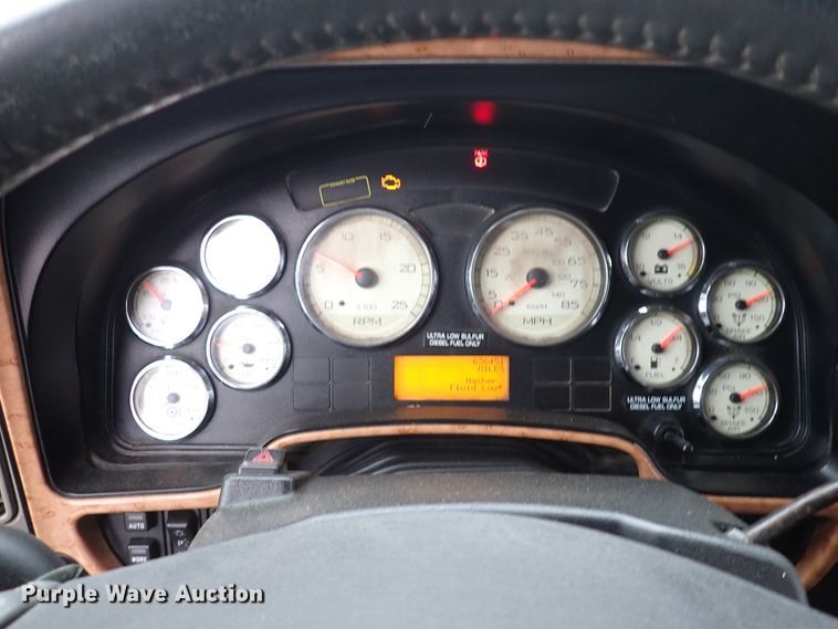 image for item IS9397 2012 International ProStar  semi truck