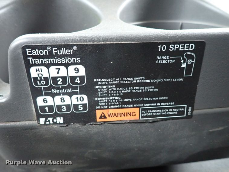 image for item IS9397 2012 International ProStar  semi truck