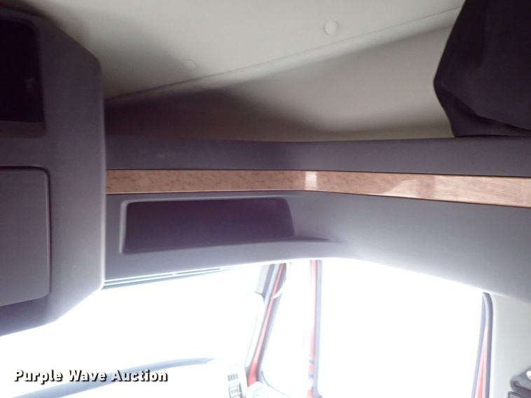 image for item IS9397 2012 International ProStar  semi truck