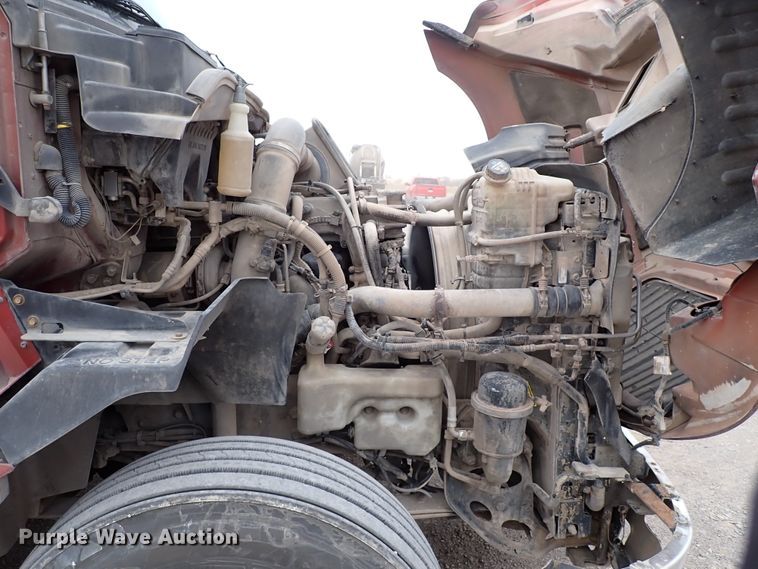 image for item IS9397 2012 International ProStar  semi truck