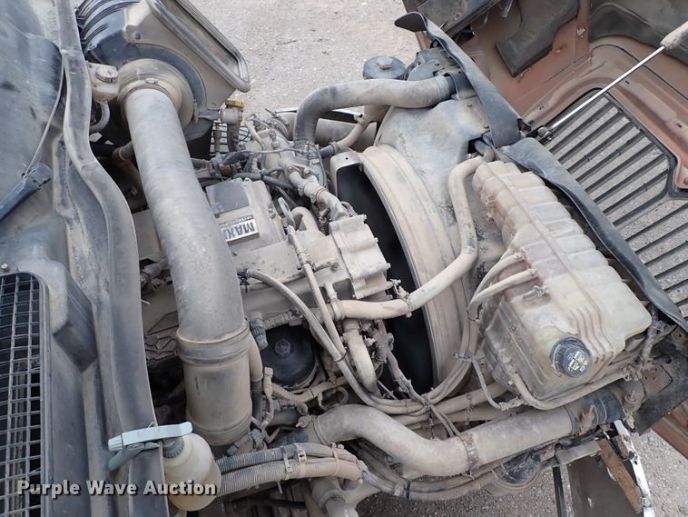 image for item IS9397 2012 International ProStar  semi truck