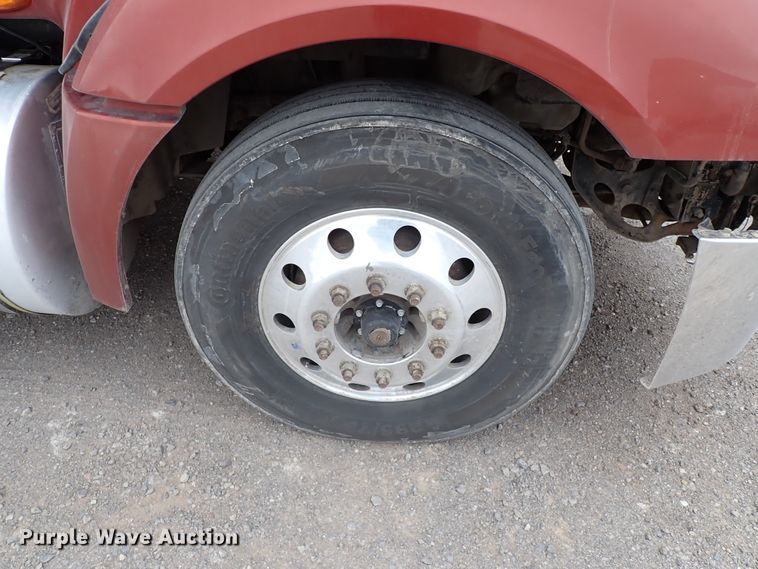 image for item IS9397 2012 International ProStar  semi truck