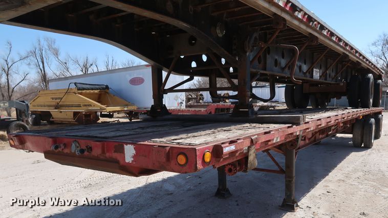 image for item IY9108 1993 Transcraft  flatbed trailer
