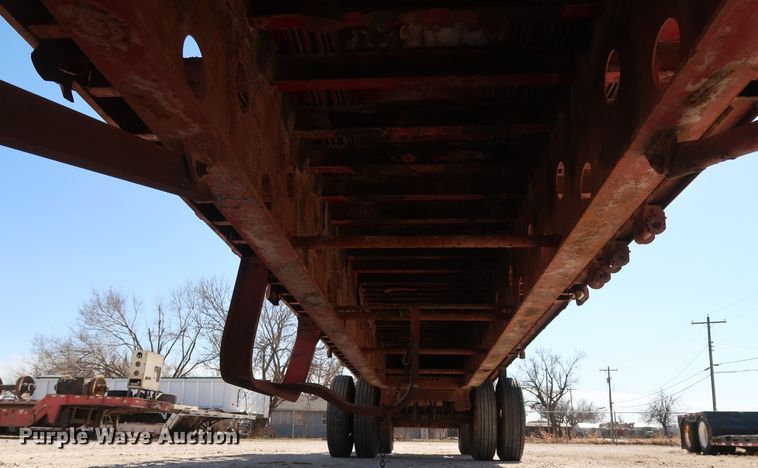 image for item IY9108 1993 Transcraft  flatbed trailer