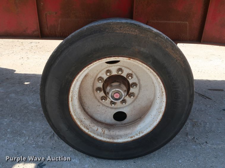 image for item IY9108 1993 Transcraft  flatbed trailer